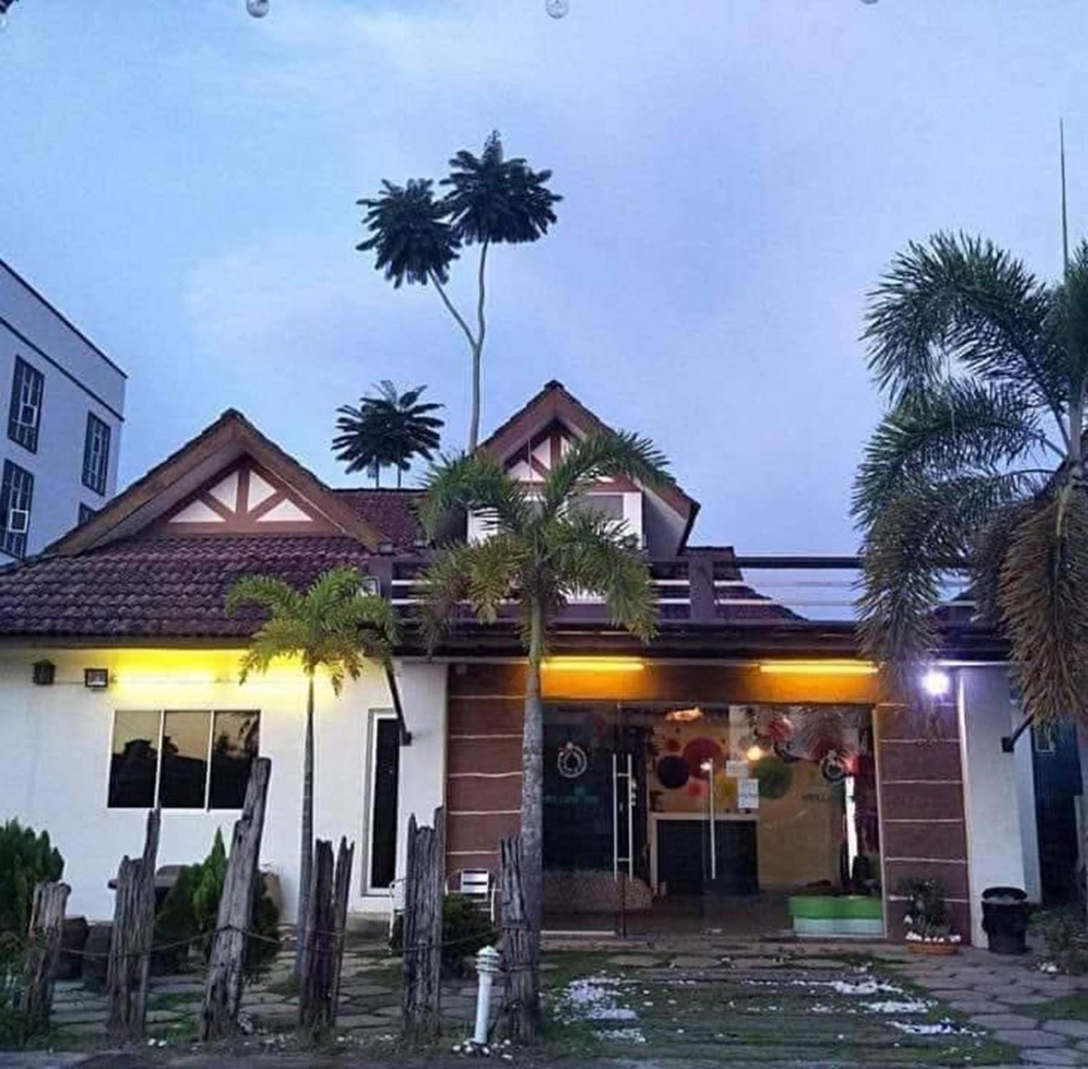 Kuu Inn Hotel Arau Exterior photo